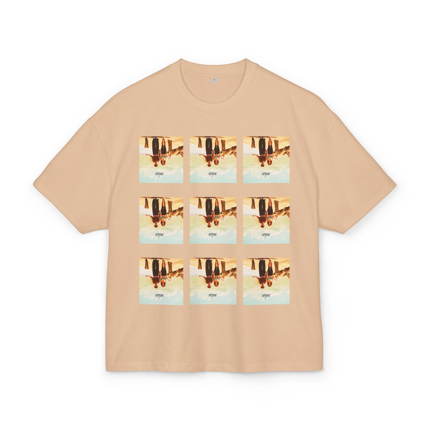Maglietta unisex Ultra Heavy Cotton Box Tee - Maglietta grafica “Amoor"